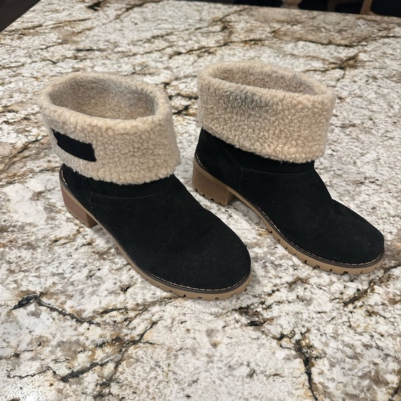 Black Suede Boots - Picture 4 of 4